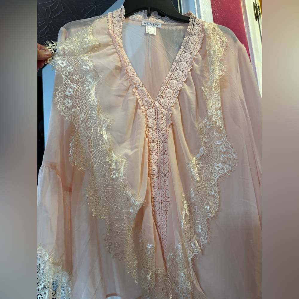 Venus Women's Pink Lace Trim Blouse, comes with camisole. Brand new - Picture 4 of 11